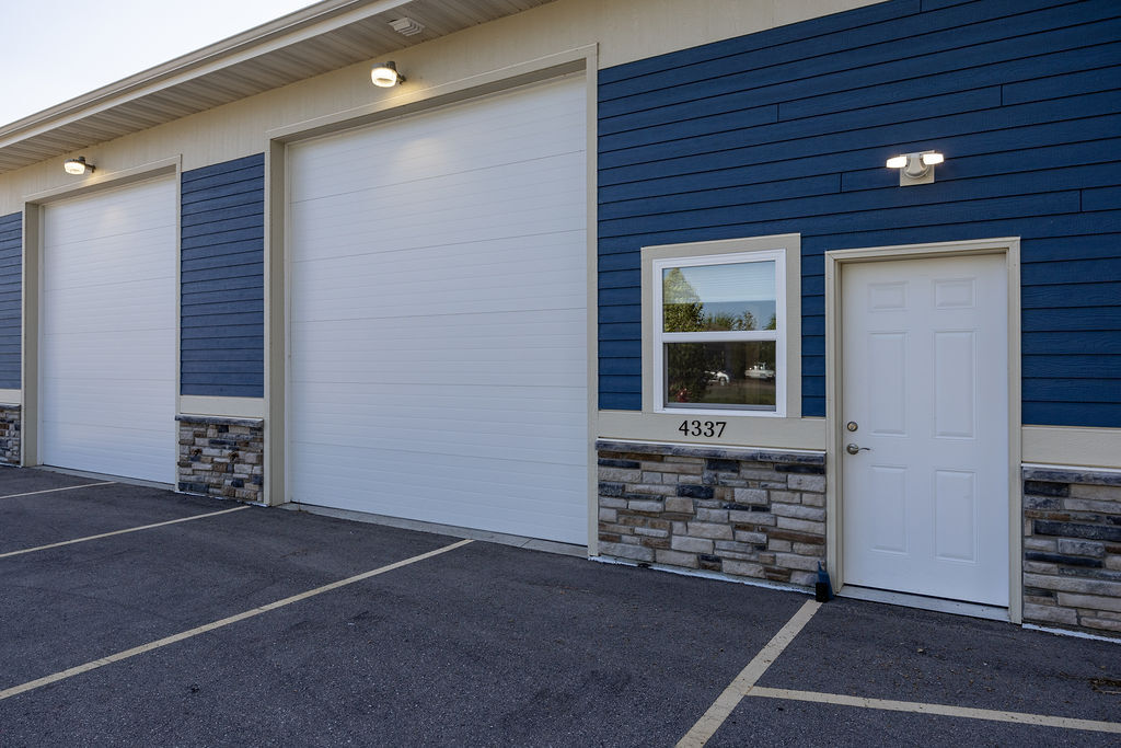 4337 Duraform Ln, Windsor, WI 53598 - Unit 4337 - - Interior Photo - Image 2 of 13