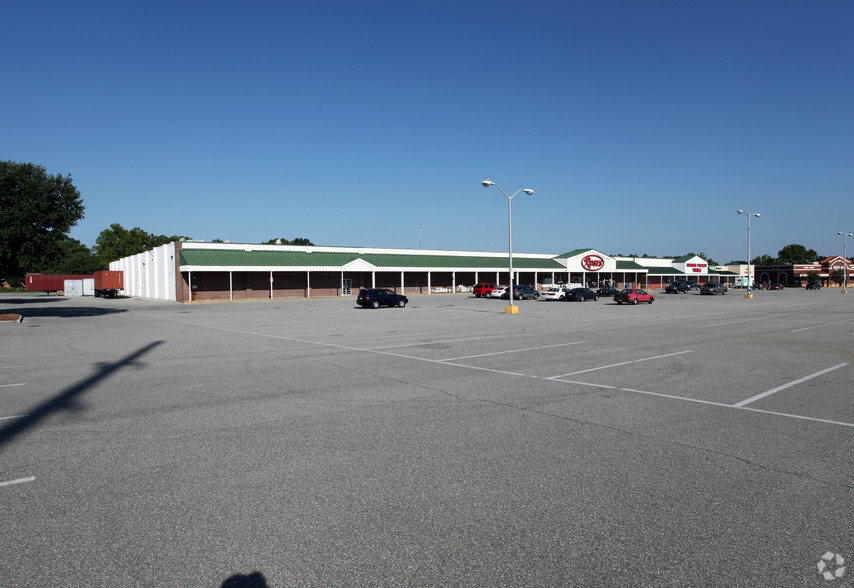 2642 Carolina Beach Rd, Wilmington, NC for lease - Primary Photo - Image 2 of 8