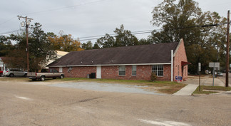 More details for 300 E Pine St, Ponchatoula, LA - Office for Sale