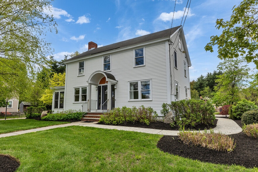 479 Nashua St, Milford, NH for sale - Building Photo - Image 2 of 25