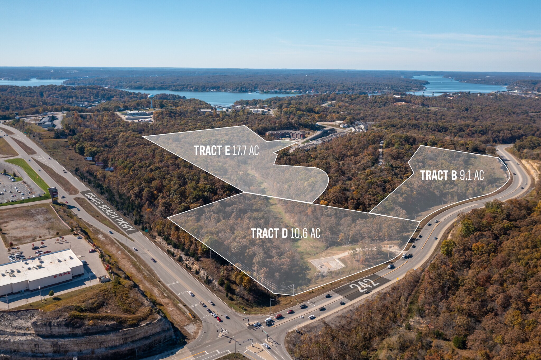 Tract E 242 hwy, Lake Ozark, MO à vendre Aérien- Image 1 de 4