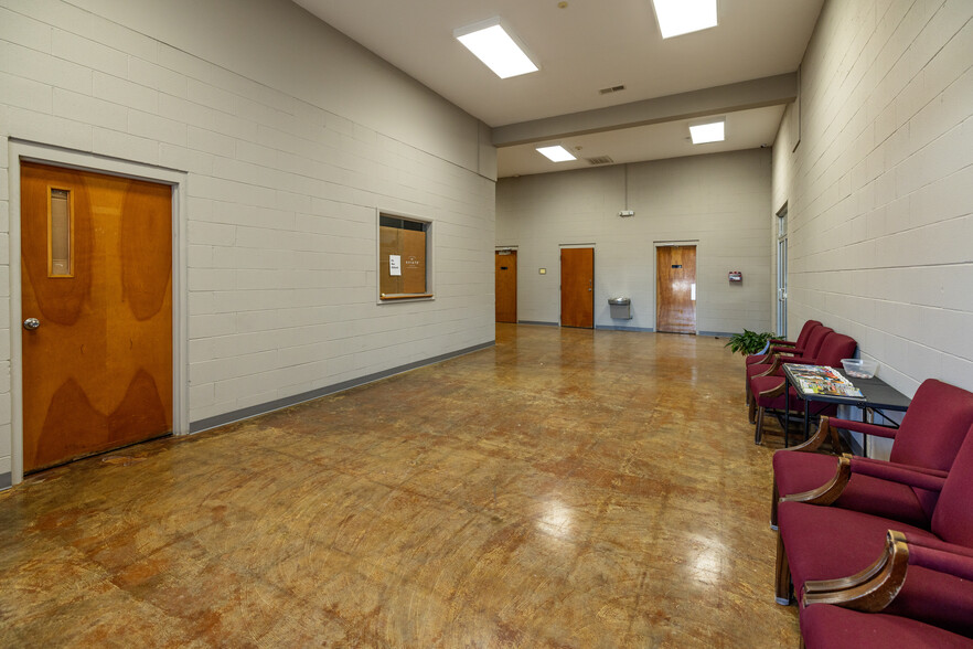 771 Whites Chapel Rd, Gadsden, AL for sale - Building Photo - Image 3 of 16