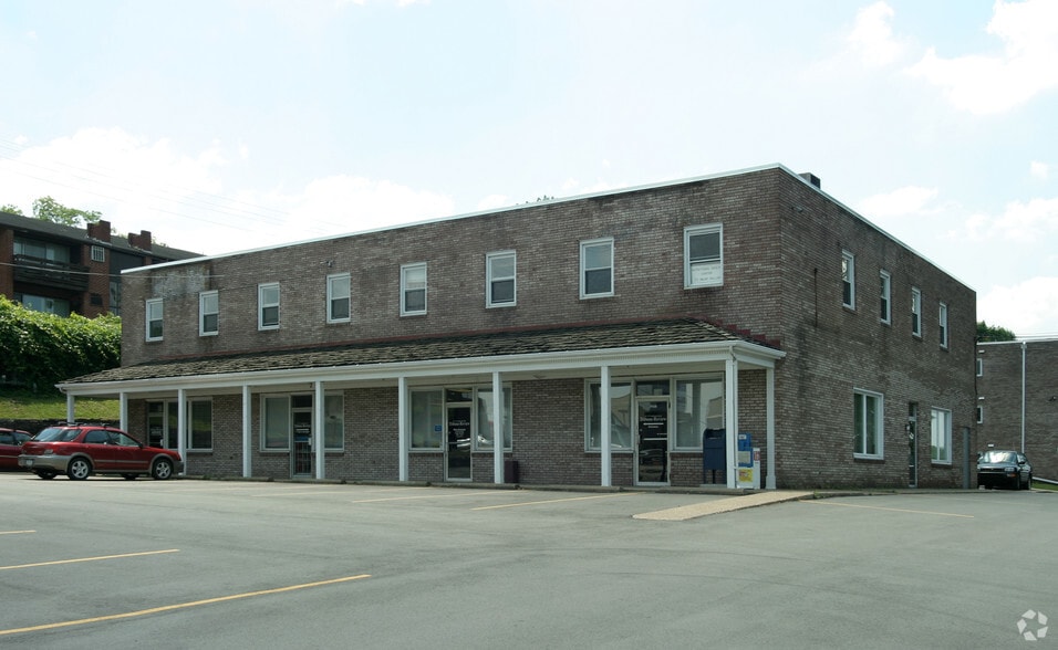 3948 Monroeville Blvd, Monroeville, PA for lease - Primary Photo - Image 1 of 12