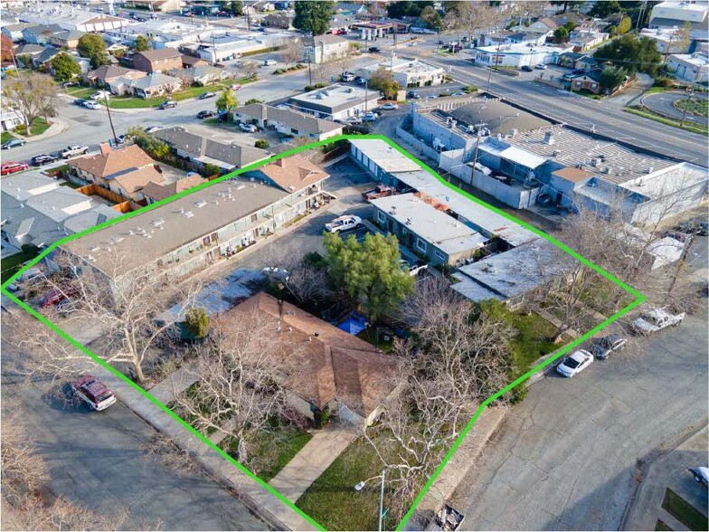 420-450 Broadway, Gilroy, CA à vendre - Photo du bâtiment - Image 2 de 17