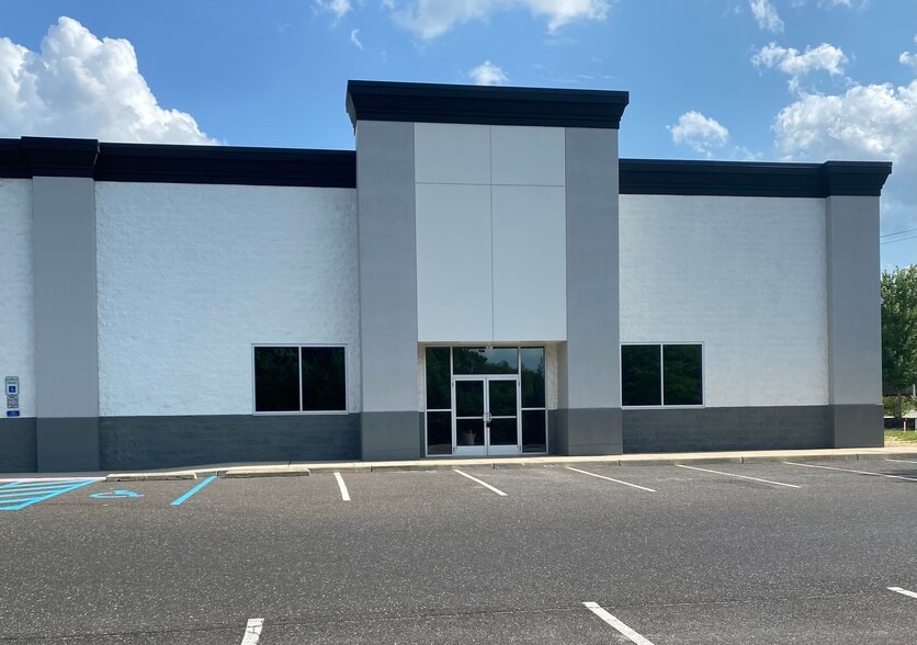 84 Haddon Ave, West Berlin, NJ à louer - Photo du bâtiment - Image 2 de 2