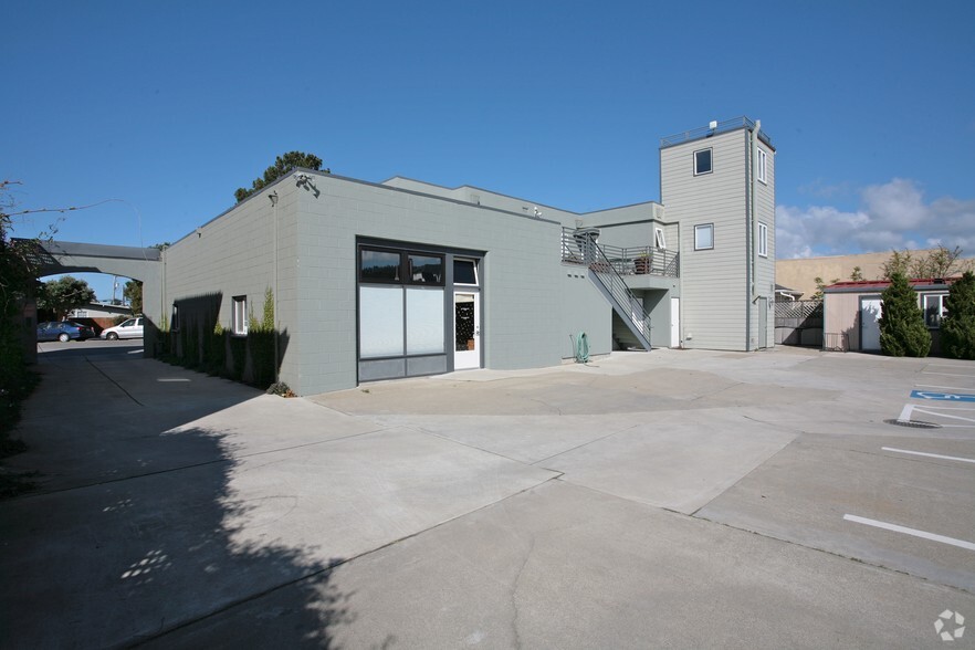 637 Main St, Half Moon Bay, CA for sale - Building Photo - Image 3 of 10