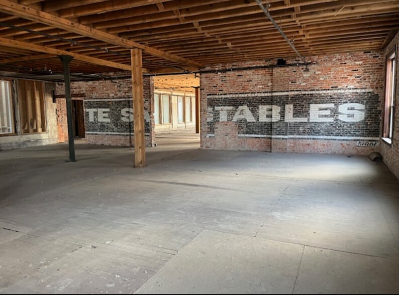 115 S Jefferson St, Spokane, WA for lease - Building Photo - Image 2 of 64