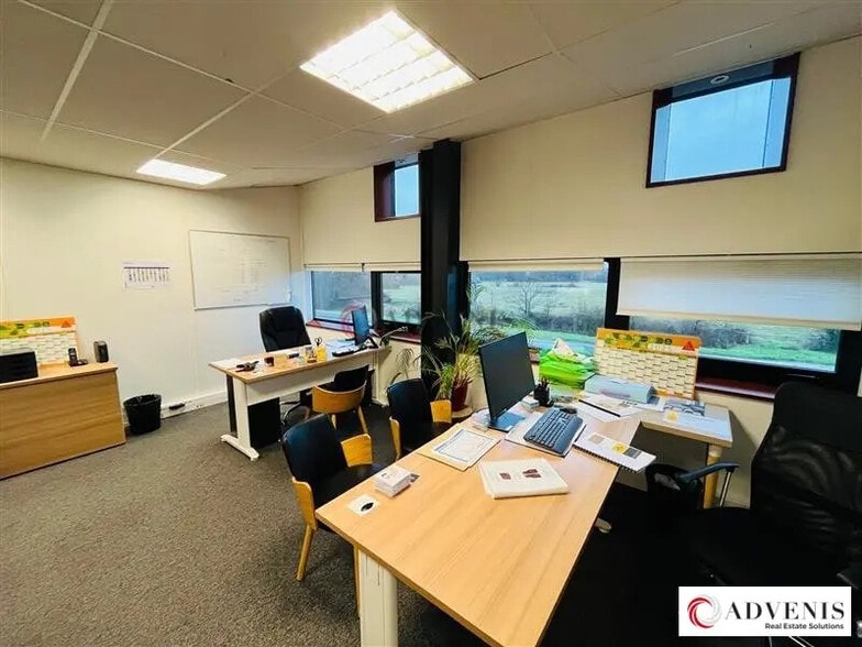 Office in Mérignac for lease - Interior Photo - Image 3 of 11