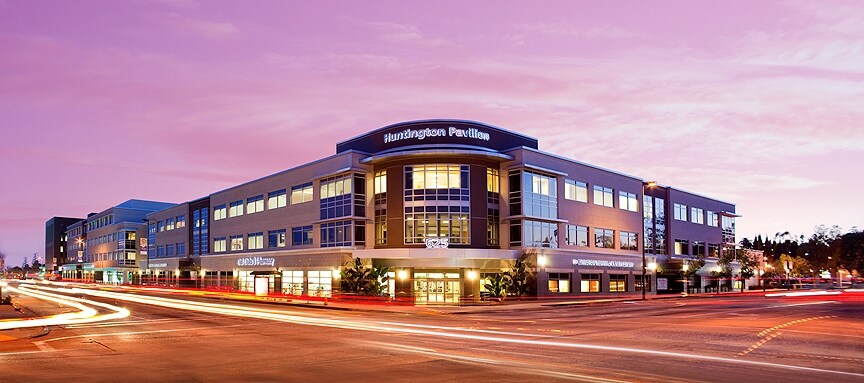 625 S Fair Oaks Ave, Pasadena, CA à louer Photo du bâtiment- Image 1 de 9