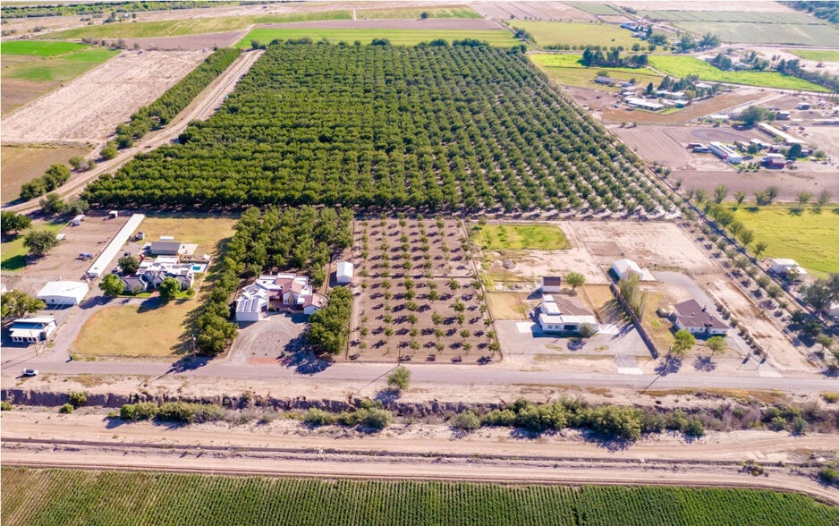 1590 Vinton Rd, Anthony, NM à vendre - Photo du bâtiment - Image 3 de 8