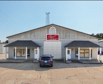 4548 S St Peters Pky, Saint Charles, MO à vendre - Photo du bâtiment - Image 2 de 6