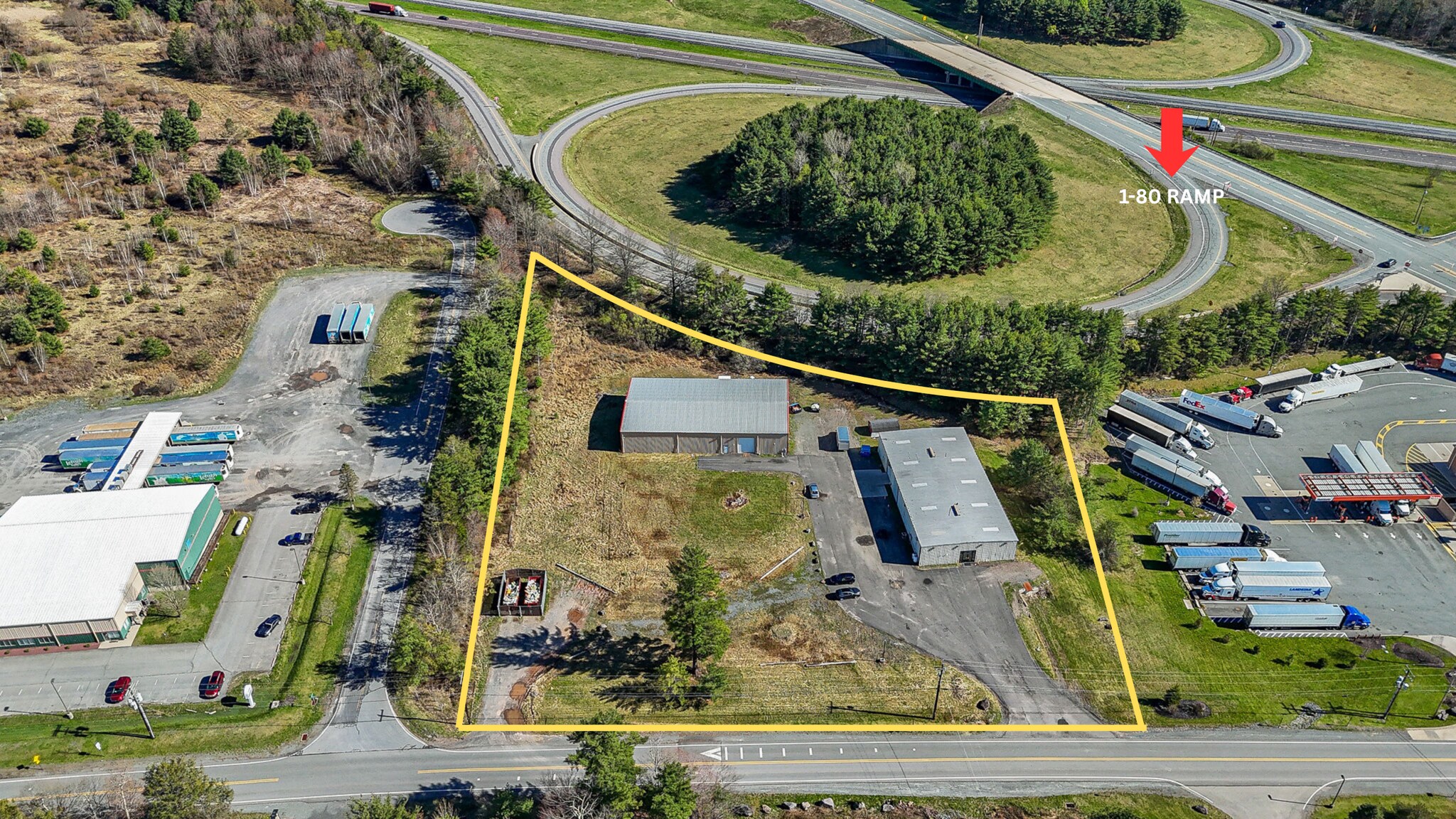 132 Commercial Blvd, Blakeslee, PA à vendre Photo du bâtiment- Image 1 de 6