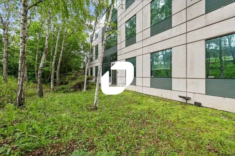 21 Rue Des Bretons, Saint-Denis à louer - Photo du bâtiment - Image 3 de 22