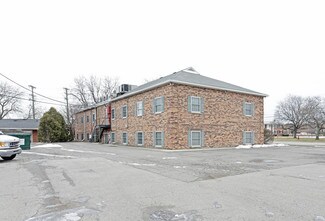 Plus de détails pour 19001 E 8 Mile Rd, Eastpointe, MI - Bureau à louer