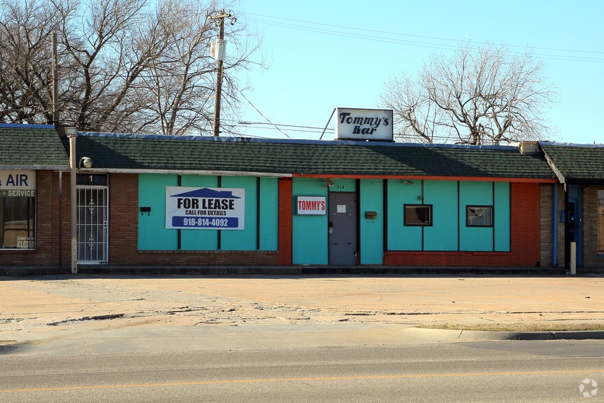 716-720 N Sheridan Rd, Tulsa, OK à louer - Photo du bâtiment - Image 3 de 3