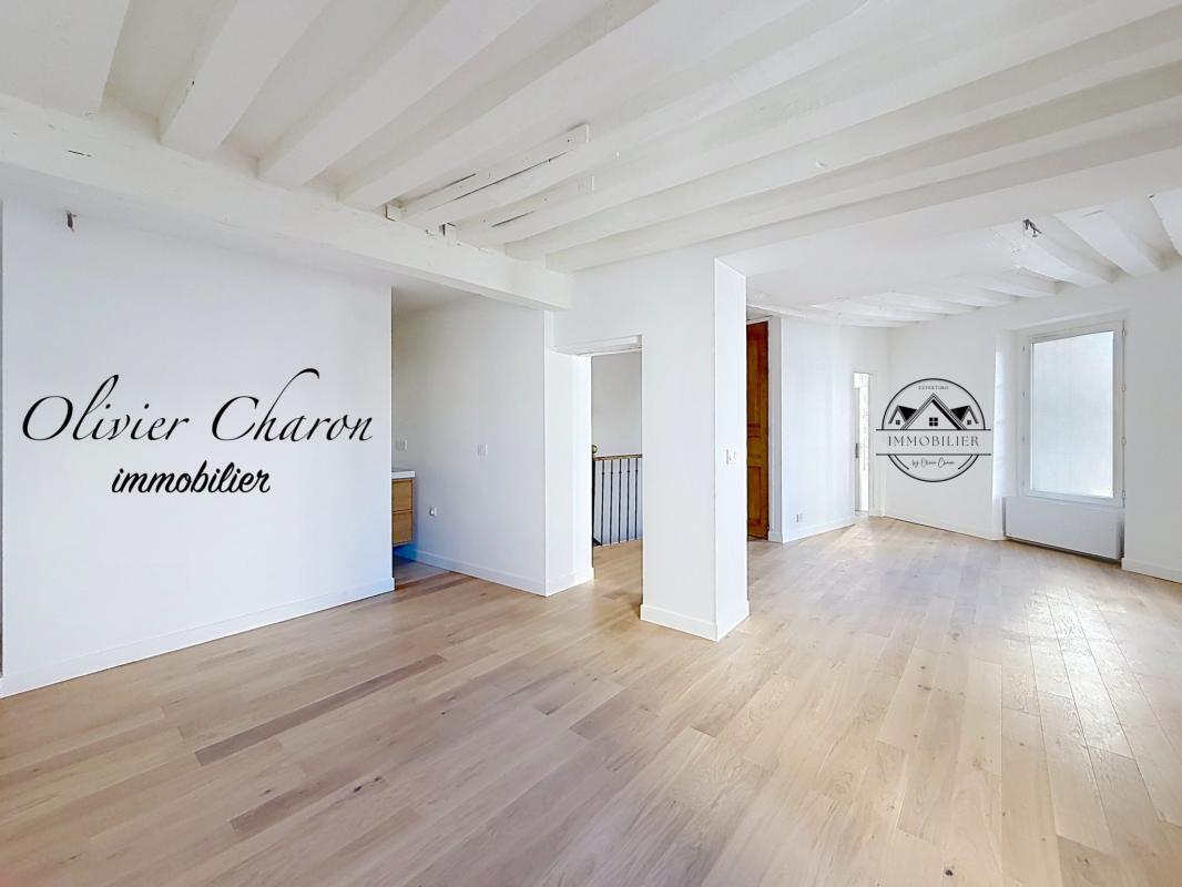 Flex in Saint-Germain-en-Laye for sale Interior Photo- Image 1 of 16