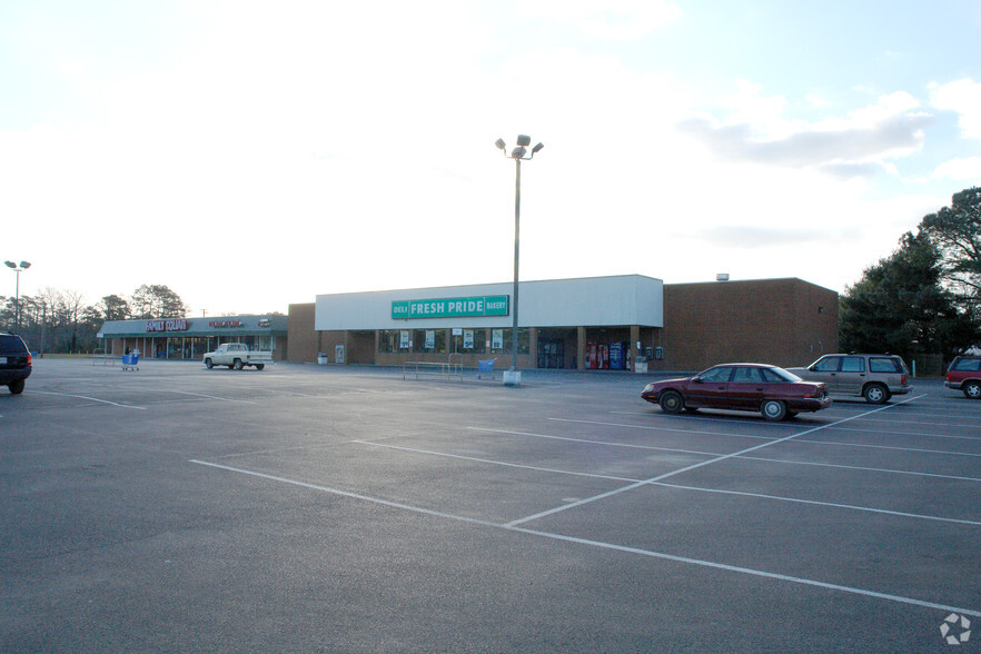 2611-2625 Charles M Lankford Jr Mem Hwy, Exmore, VA for lease - Building Photo - Image 3 of 3