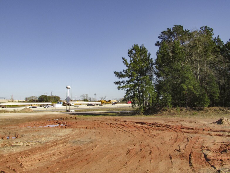 1.99 Ac I-45 Service Rd, Huntsville, TX à vendre - Autre - Image 3 de 14