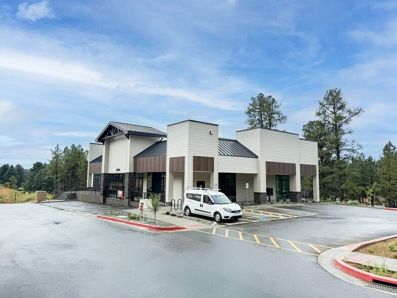 NEC Butler Ave & 4th St, Flagstaff, AZ à louer - Photo du bâtiment - Image 2 de 5