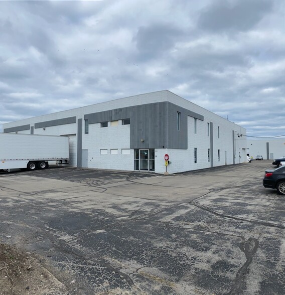 5140 S 3rd St, Milwaukee, WI for lease - Building Photo - Image 1 of 3