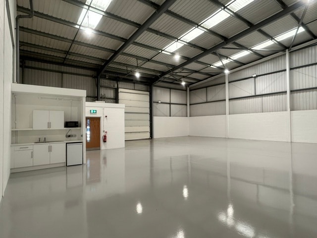 Bilton Way, Luton for lease Interior Photo- Image 1 of 3