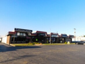 2413-2419 W Jefferson St, Joliet, IL for lease Interior Photo- Image 1 of 8
