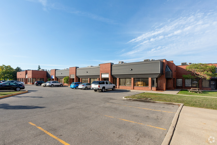 6810 Kitimat Rd, Mississauga, ON for lease - Building Photo - Image 3 of 3