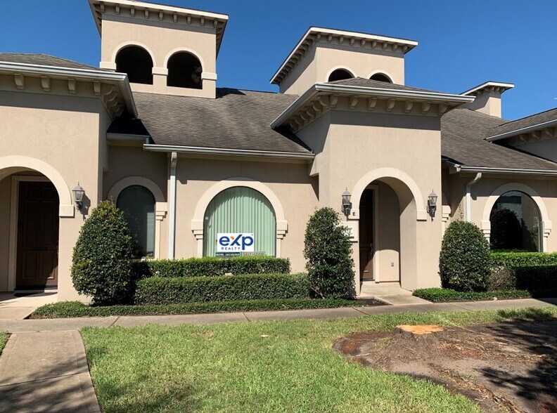 12824 Willow Centre Dr, Houston, TX for sale - Building Photo - Image 2 of 21
