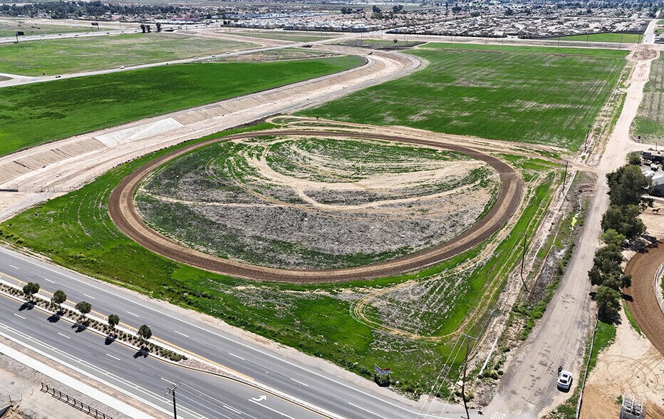 Ethanac & Evans Rd, Menifee, CA à vendre - Aérien - Image 2 de 4