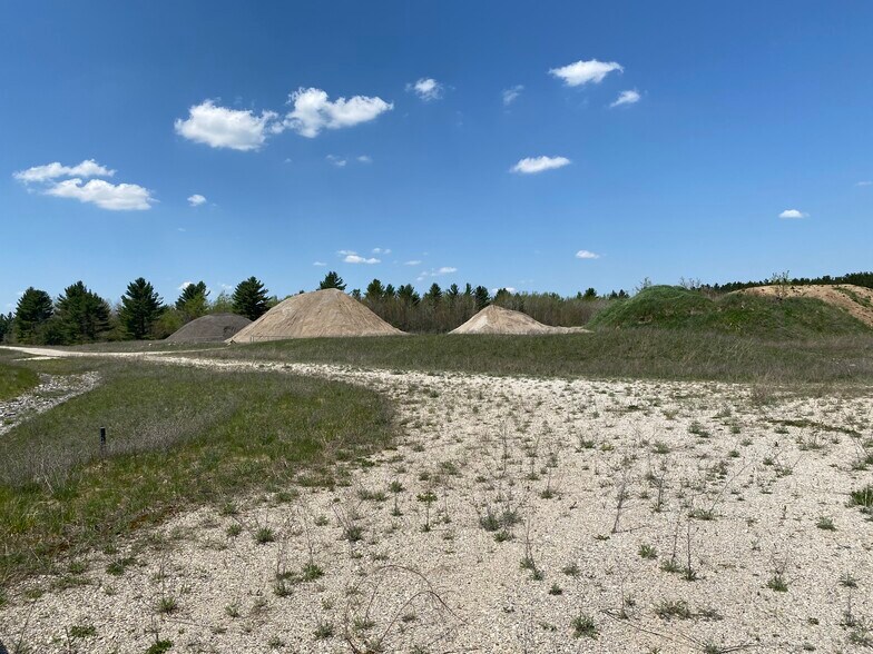 TBD Milbocker Rd, Gaylord, MI for sale - Primary Photo - Image 1 of 8