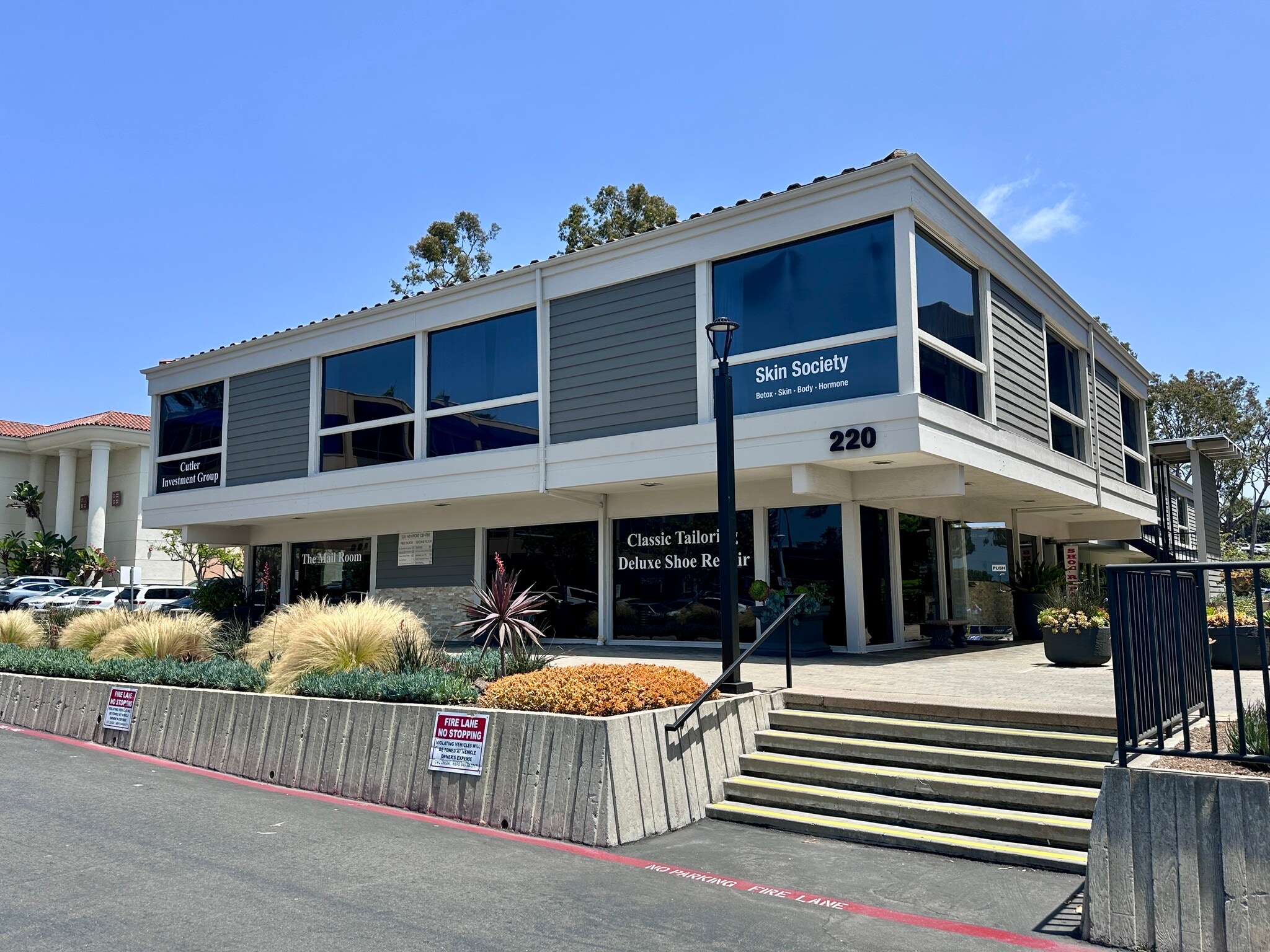 220 Newport Center Dr, Newport Beach, CA for lease Building Photo- Image 1 of 6
