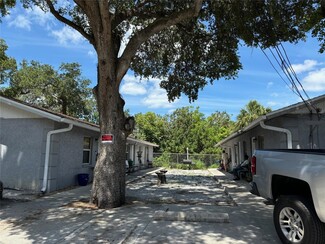 Plus de détails pour Two Multi Family Income Properties – Multi-résidentiel à vendre, Sarasota, FL