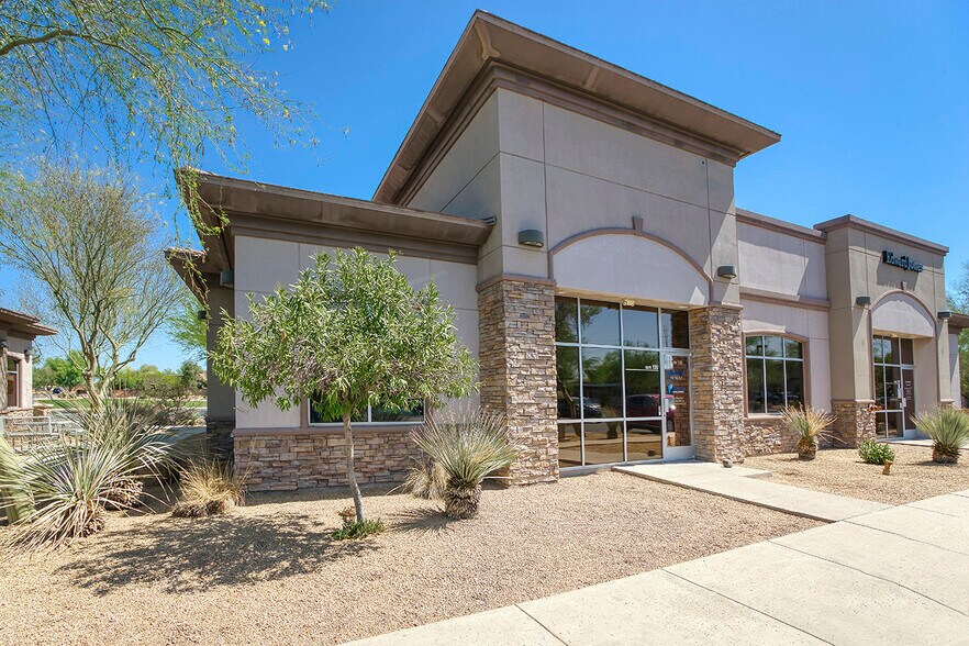 3035 S Ellsworth Rd, Mesa, AZ à louer - Photo du bâtiment - Image 1 de 7