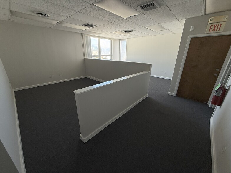 2222 Morris Ave, Union Township, NJ à louer - Photo du bâtiment - Image 2 de 4