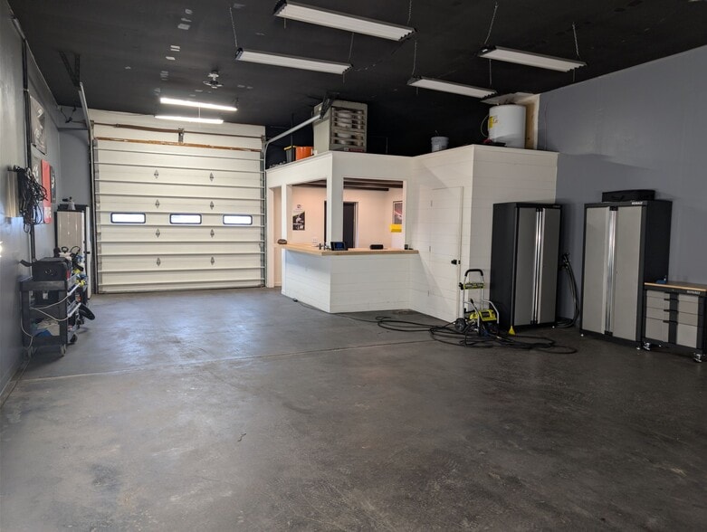 380 W Olentangy St, Powell, OH for lease - Building Photo - Image 2 of 8