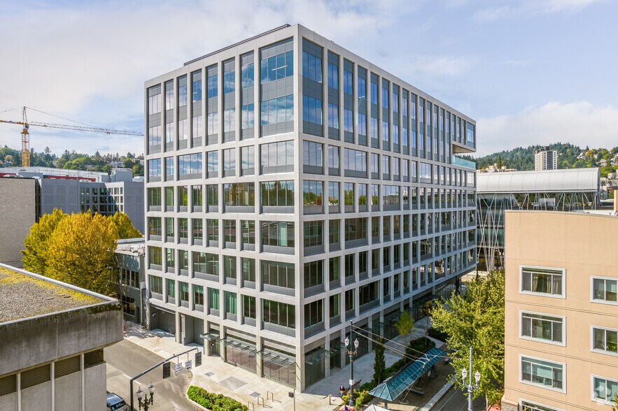 1750 SW Yamhill St, Portland, OR à louer - Photo principale - Image 1 de 16