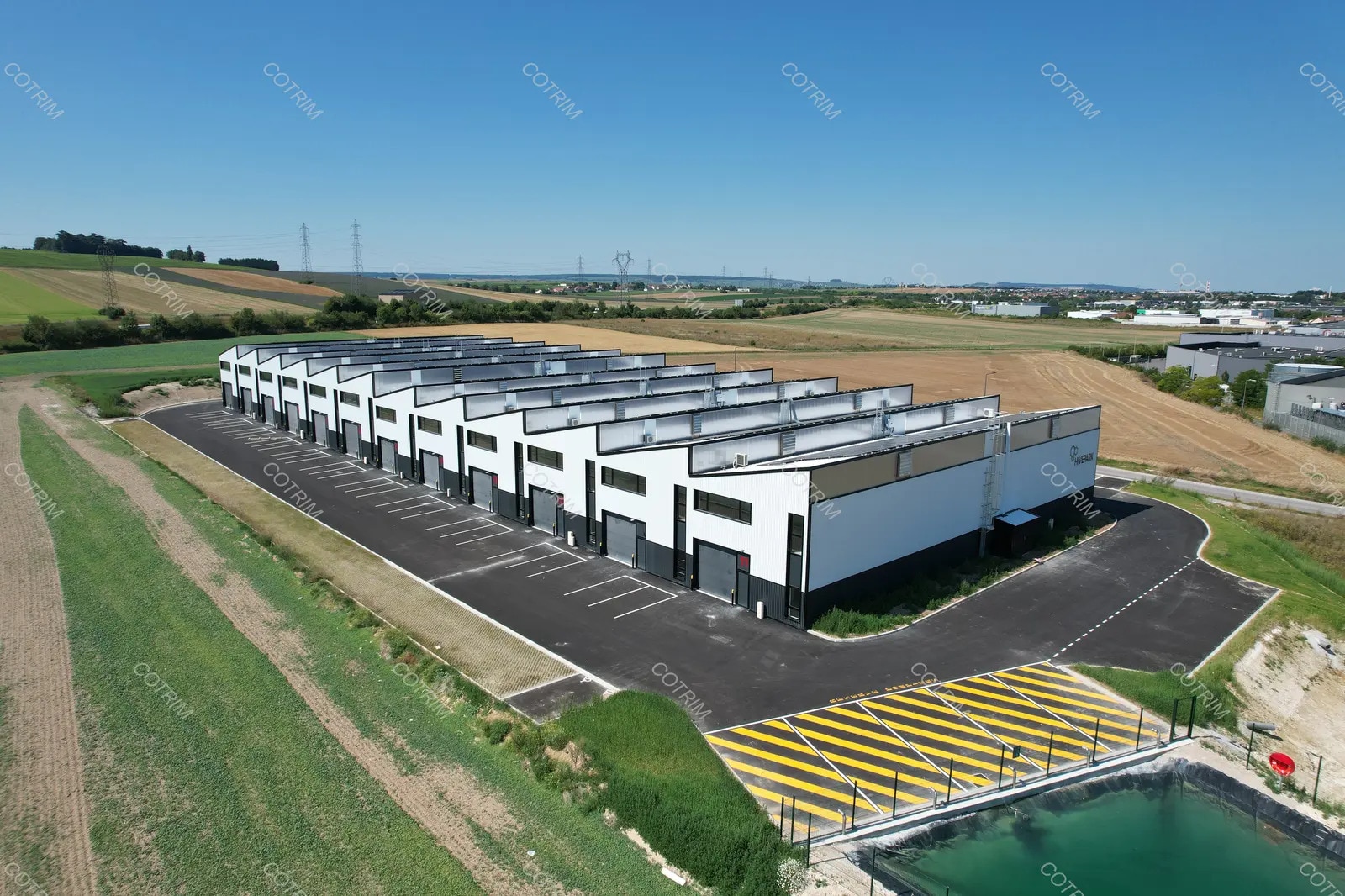 Flex in Cormontreuil for lease Aerial- Image 1 of 6