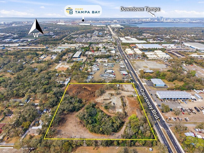 5515 Causeway Blvd, Tampa, FL à vendre - Aérien - Image 2 de 19
