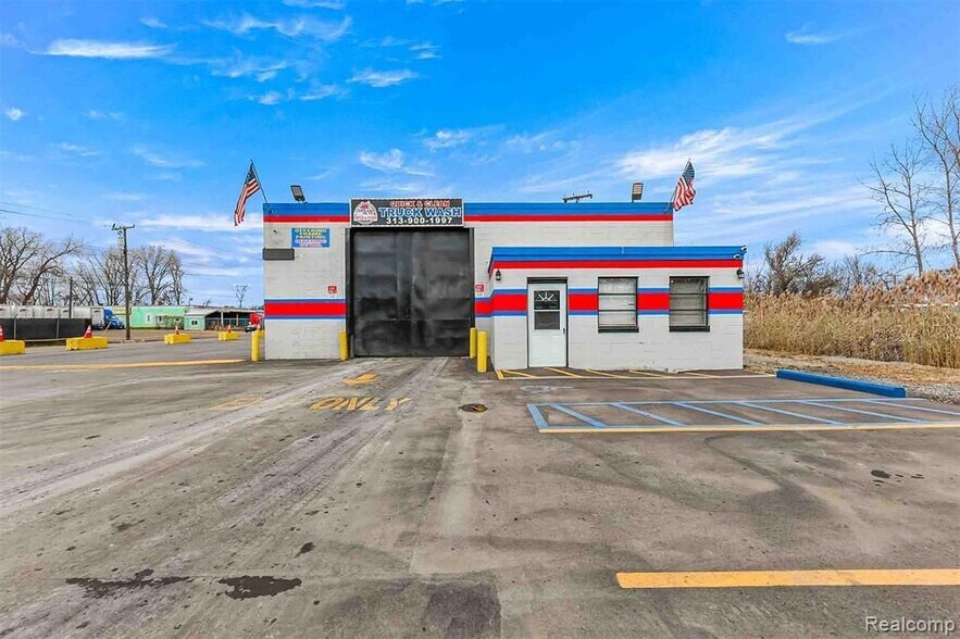 27990 Wick Rd, Romulus, MI à vendre - Photo du bâtiment - Image 3 de 29