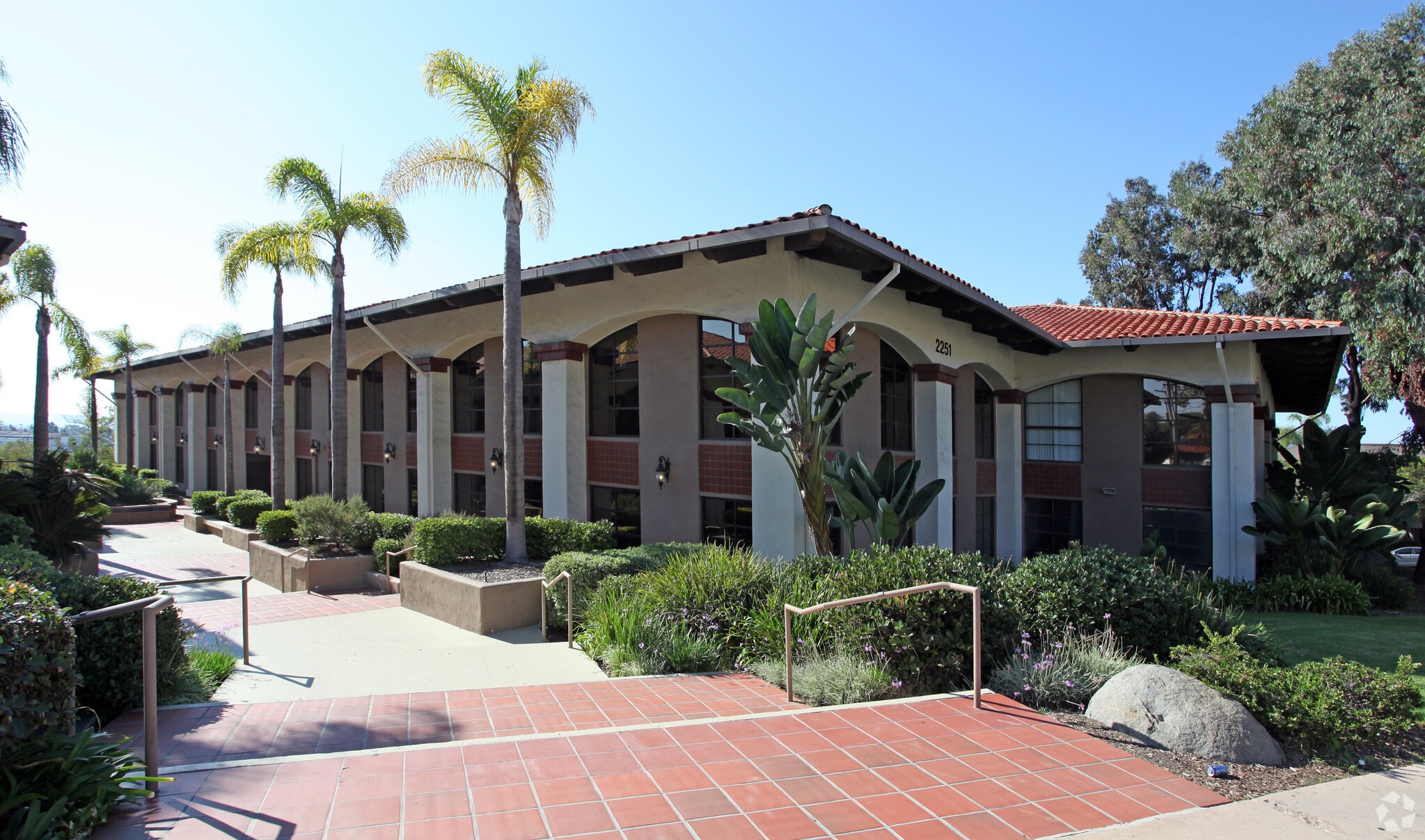 2251 San Diego Ave, San Diego, CA à louer Photo du bâtiment- Image 1 de 9