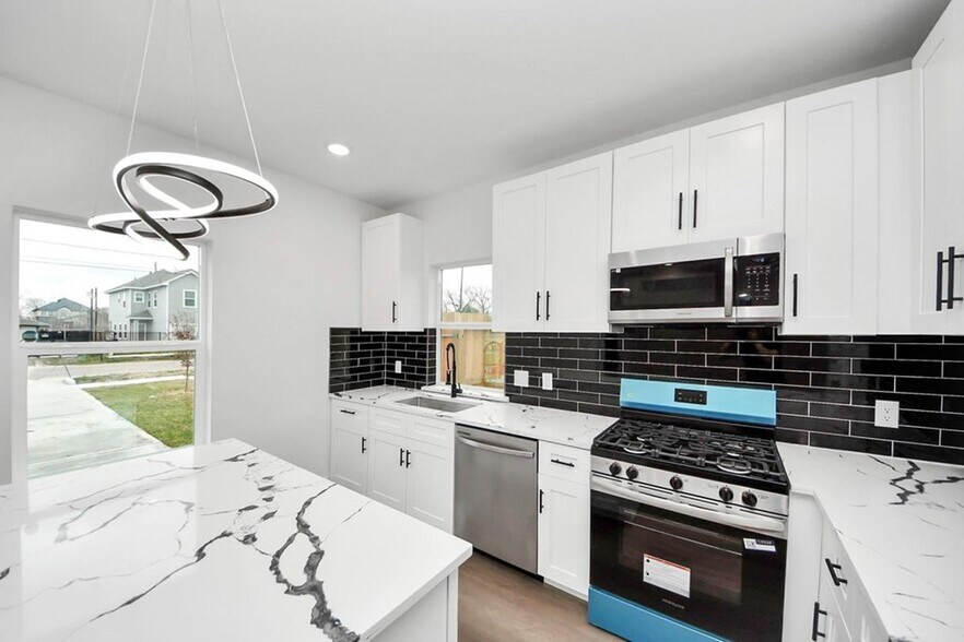 8012 Miley St, Houston, TX à vendre - Photo du bâtiment - Image 3 de 9