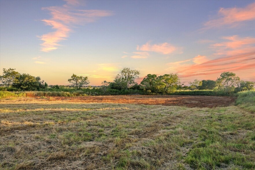 2339 Highway 36, Sealy, TX à vendre - Autre - Image 3 de 12