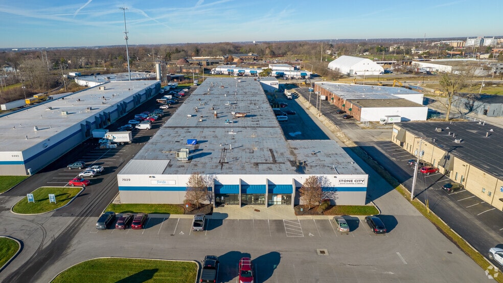 7029 Huntley Rd, Columbus, OH for lease - Building Photo - Image 2 of 9