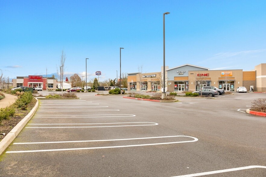 777 N Arney Rd, Woodburn, OR for lease - Building Photo - Image 3 of 4