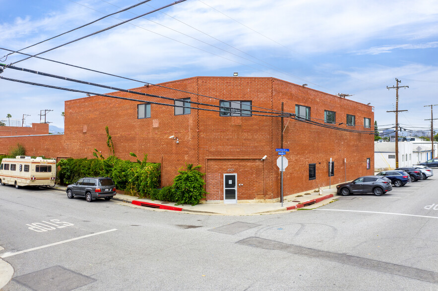 1757 Stanford St, Santa Monica, CA à louer - Photo du bâtiment - Image 1 de 11