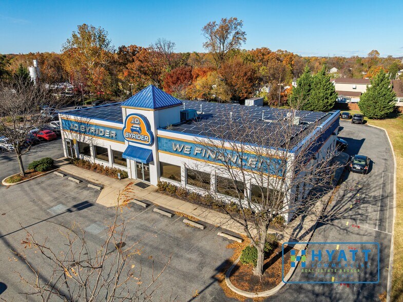 8 8th Ave NW, Glen Burnie, MD à vendre - Photo du bâtiment - Image 2 de 7