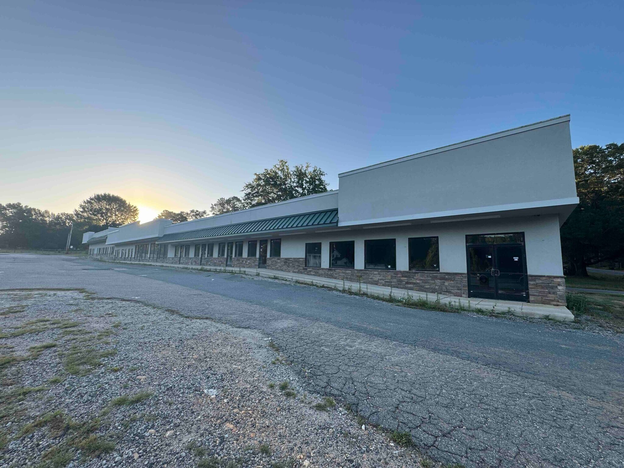 2446-2502 Us-74 Hwy E, Wadesboro, NC à louer Photo du bâtiment- Image 1 de 5