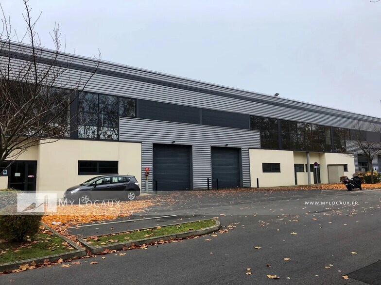 Flex dans Le Blanc-Mesnil à louer - Photo du bâtiment - Image 2 de 4