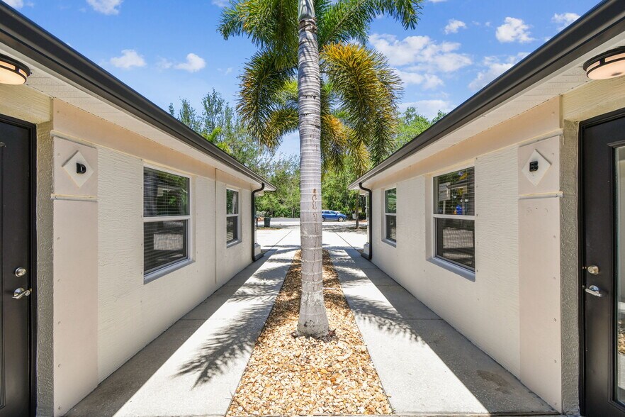 670 2nd St N, Safety Harbor, FL à louer - Photo du bâtiment - Image 3 de 4