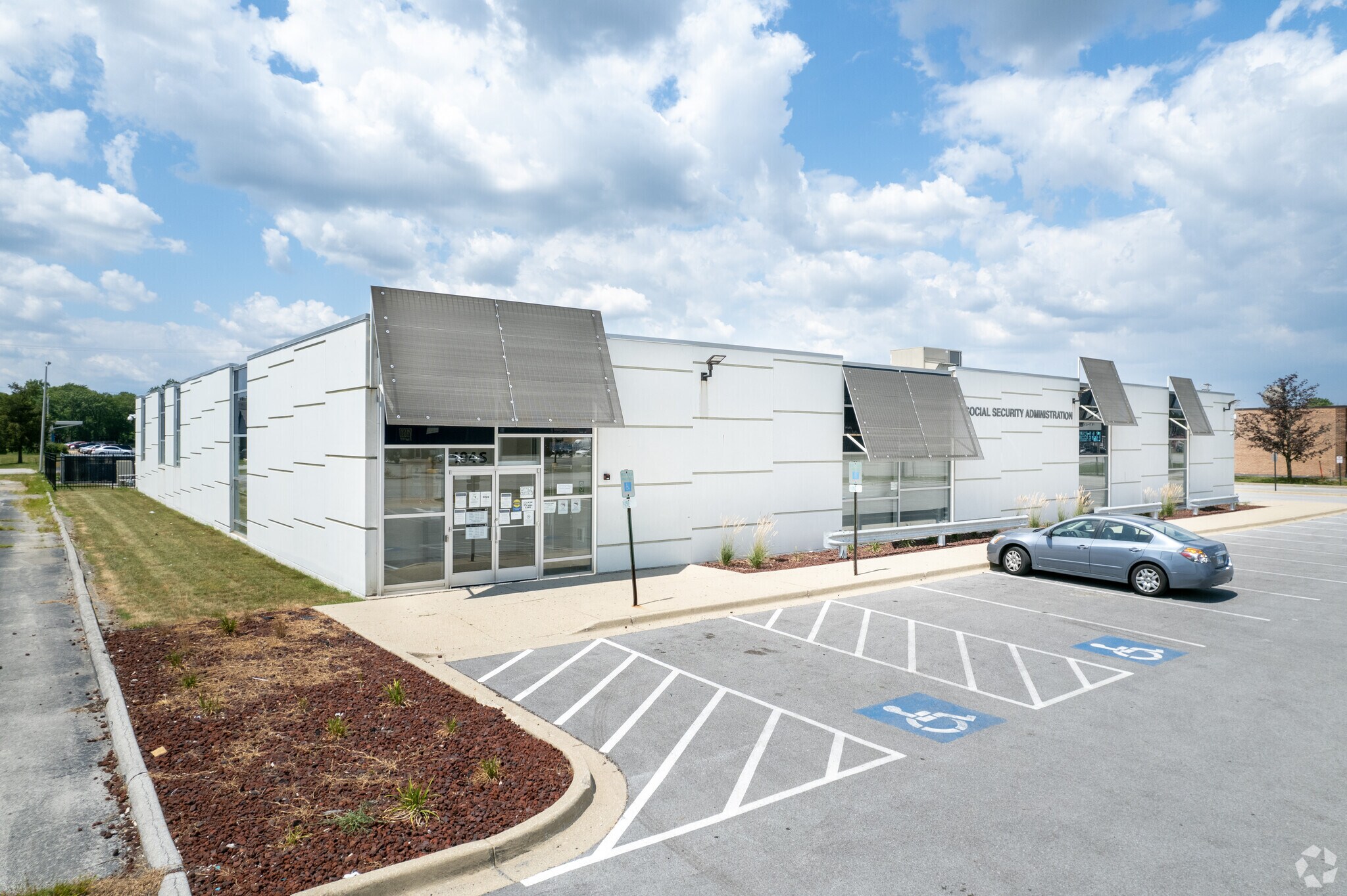 104 S Halsted St, Chicago Heights, IL à vendre Photo principale- Image 1 de 7